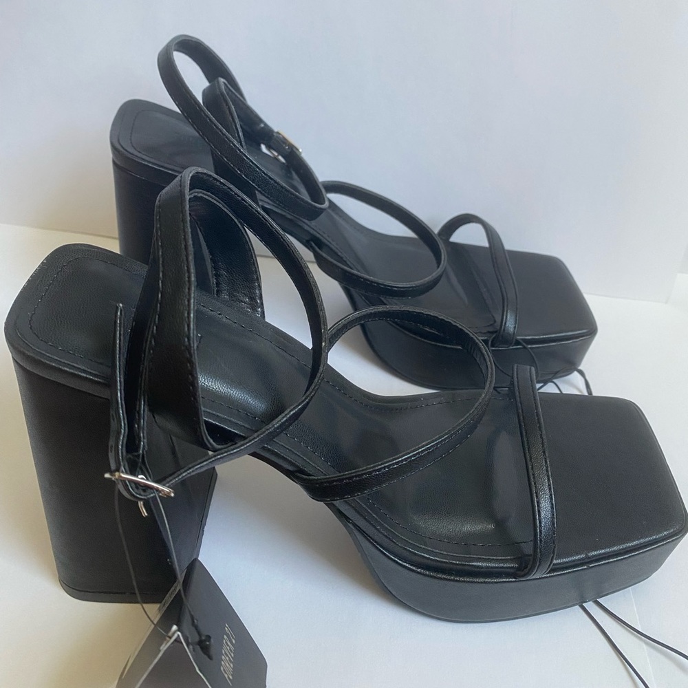 Black Open Toed Platform High Heels